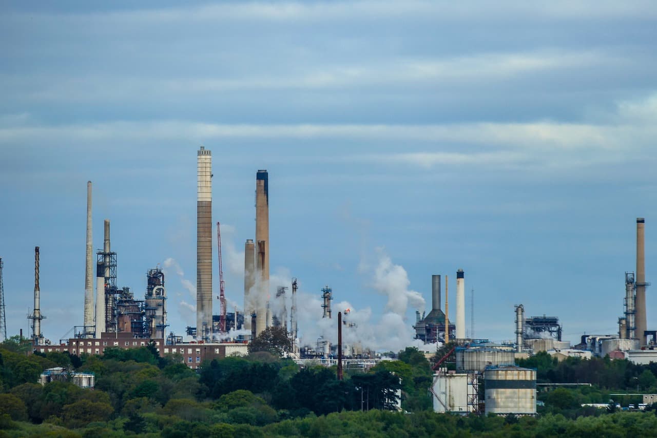 Trump-Era Venezuela Oil Deal Reshapes Market Risk