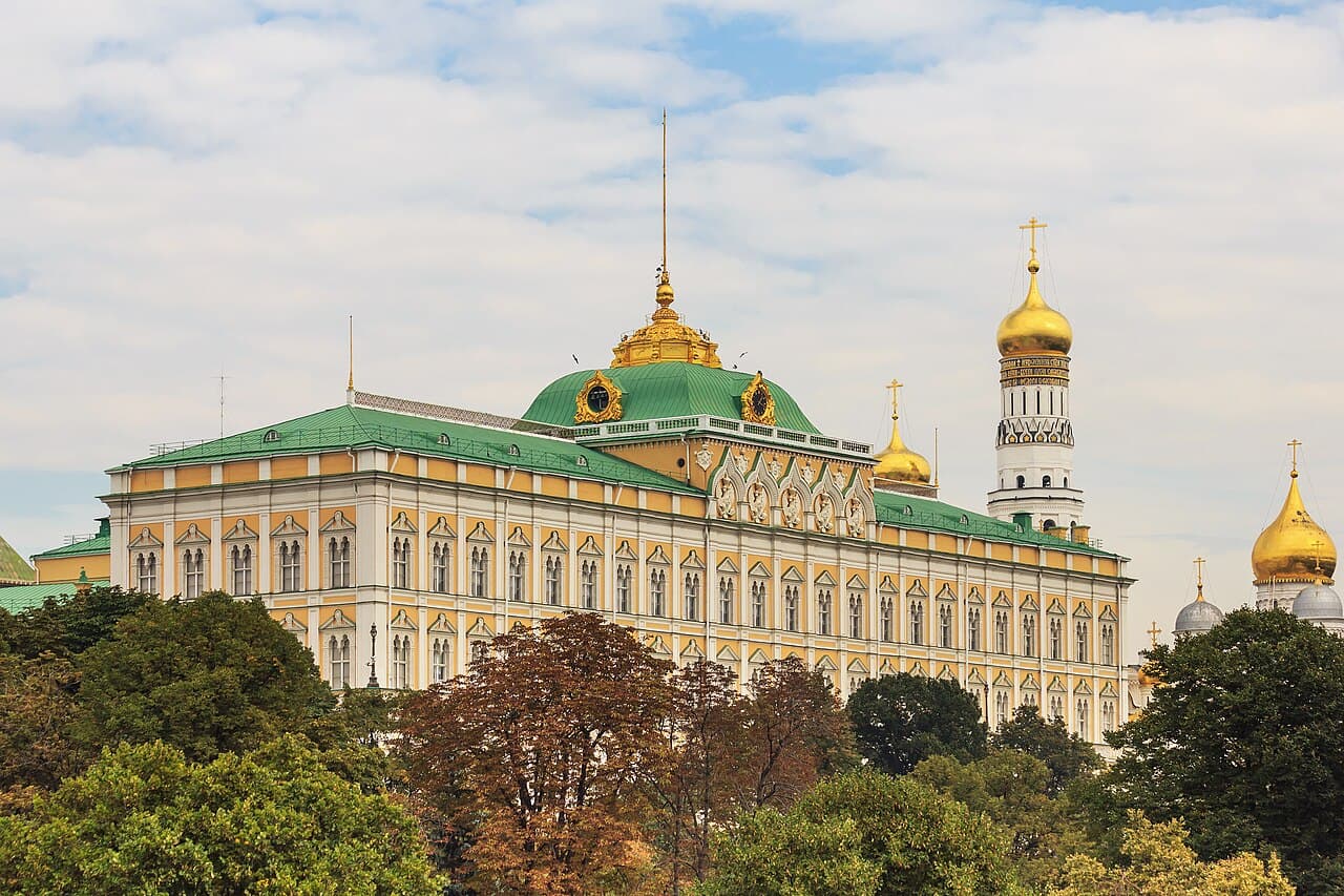 Kremlin-Backed Fintech Moved $6.9bn Via Global Banks