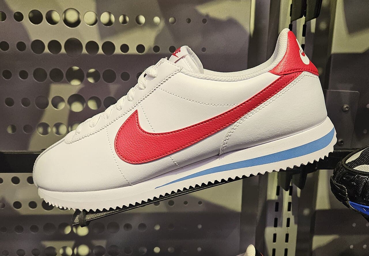 Nike Slashes Jobs, Forecasts Revenue Decline as Turnaround Stalls