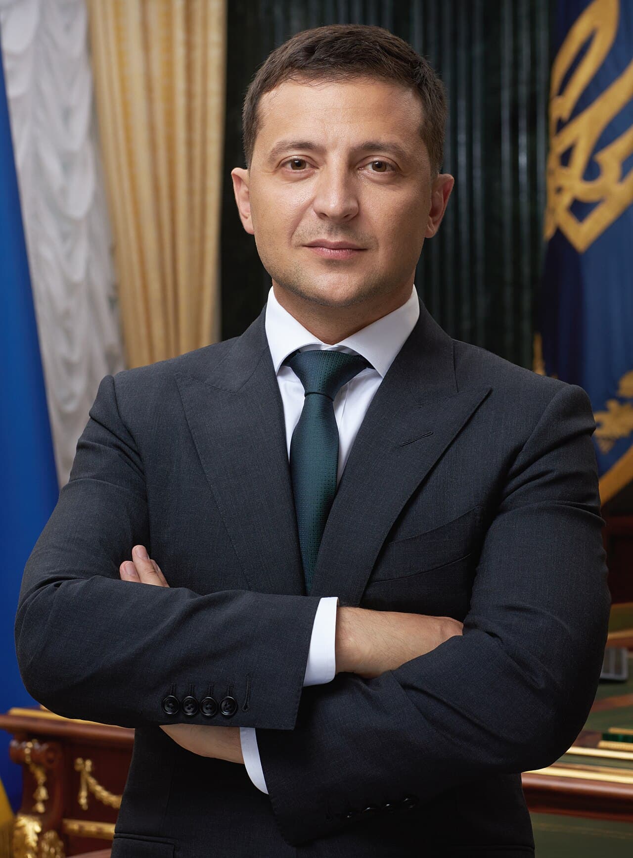 Zelenskyy defies Trump as Ukraine resumes strikes on Russian refineries